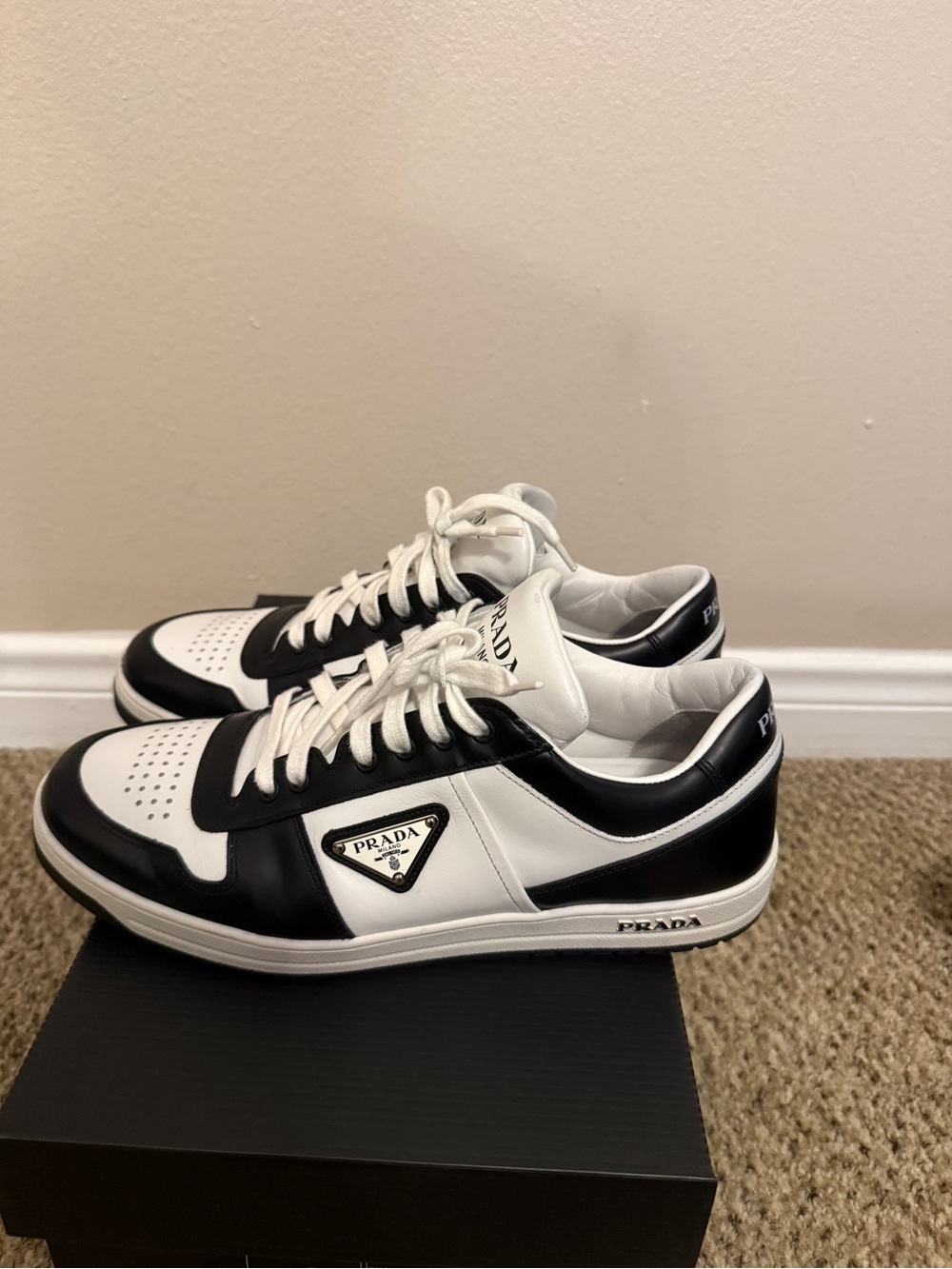 Prada Black and White Low-Top Leather Sneakers - Picture 4 of 11